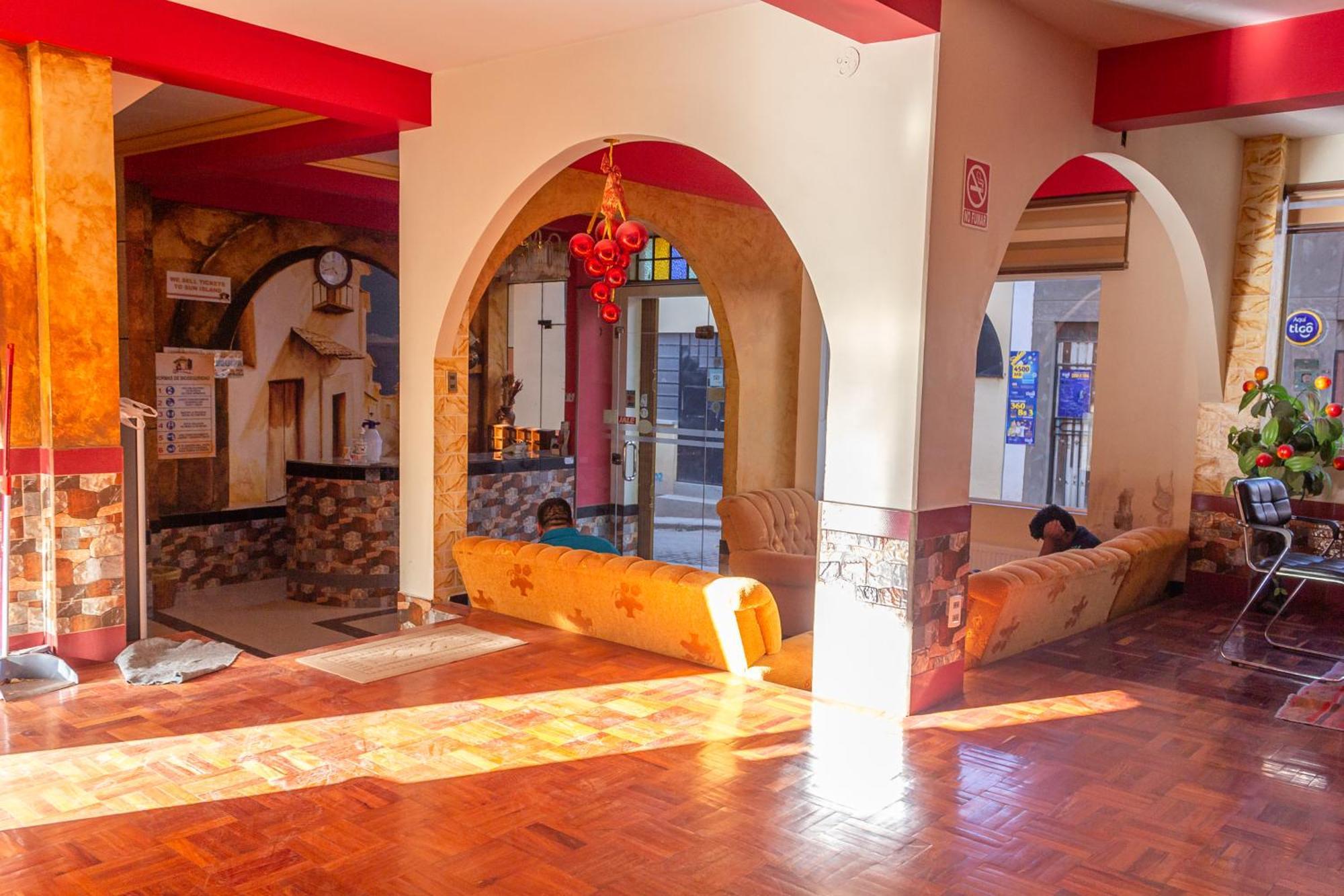Hostal Sonia Copacabana  Dış mekan fotoğraf