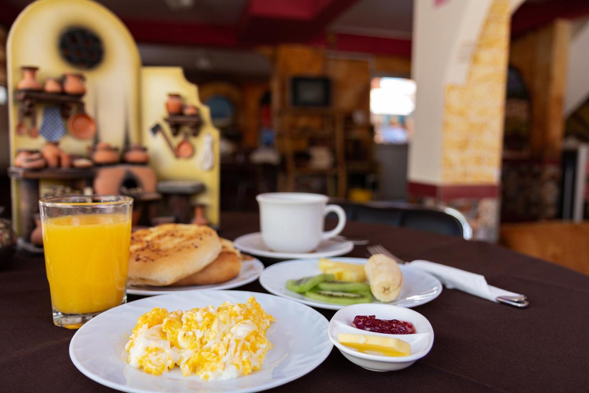 Hostal Sonia Copacabana  Dış mekan fotoğraf