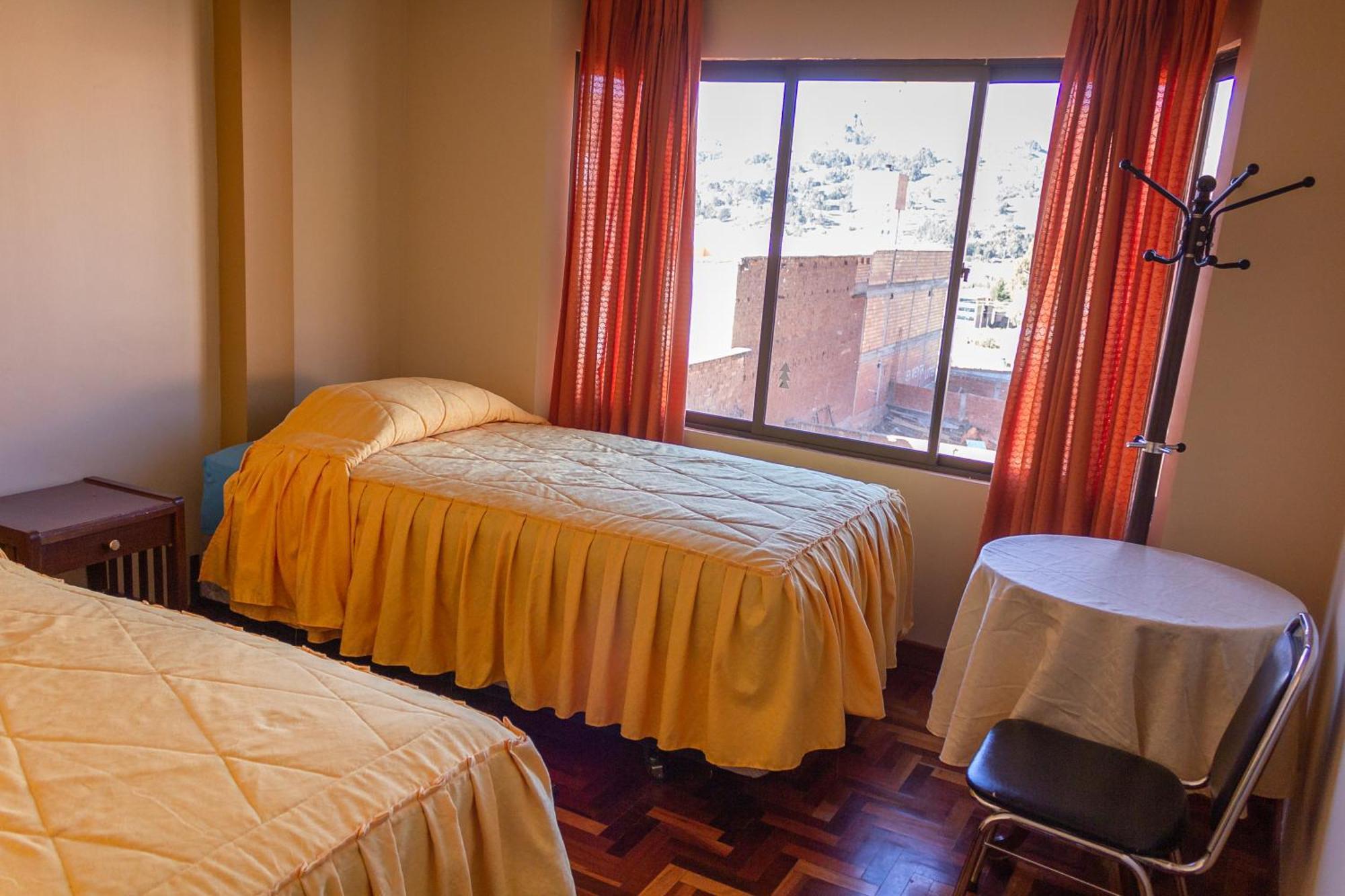 Hostal Sonia Copacabana  Dış mekan fotoğraf