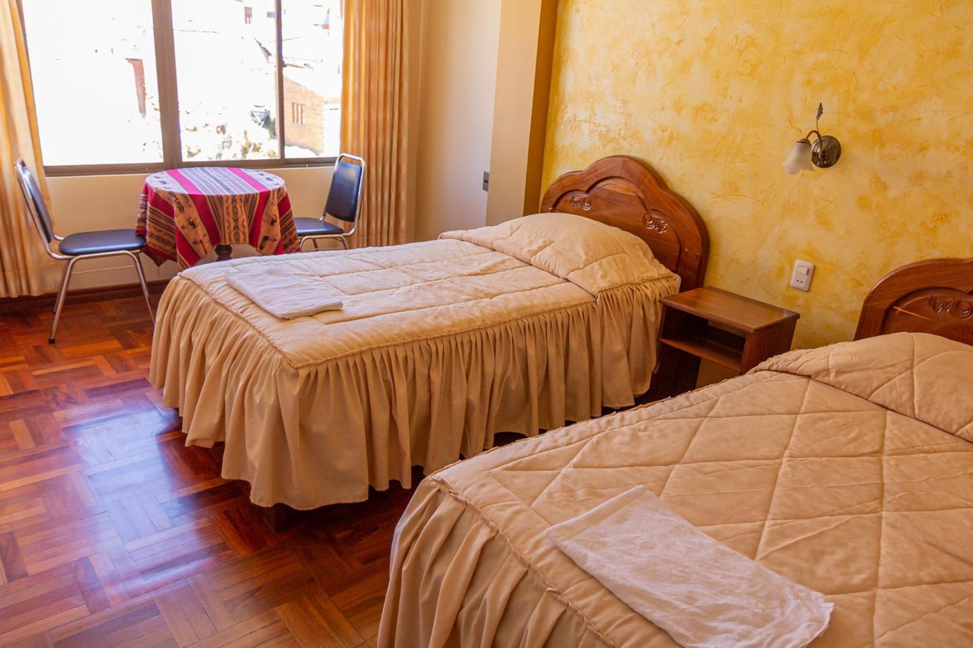 Hostal Sonia Copacabana  Dış mekan fotoğraf
